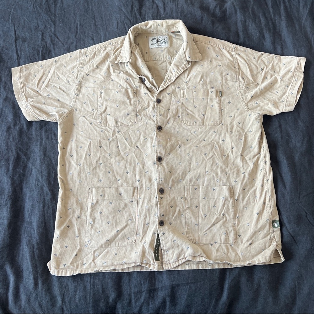 Howler shirt